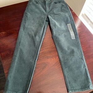American Eagle Women's Green Corduroy Straight Leg Jeans